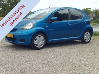 Toyota Aygo 1.0-12V Comfort Navigator - Airco - Navigatie
