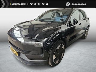 Volvo EX30 Single Motor Extended Range Plus 69 kWh | Stoel en Stuurverwarming | Adaptieve Cruise Control | BLIS | DAB+ | Keyless Entry | Parkeercamera |