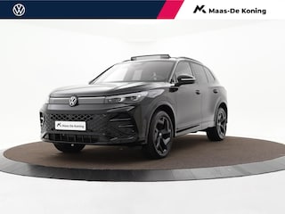 Volkswagen Tiguan 1.5 eHybrid 272pk DSG R-Line Edition · Panoramadak · 360 Camera · Inklap. Trekhaak · Dodehoeksensor · Matrix LED · Massagestoelen · Keyless · Garantie t/m 27-10-2029 of 100.000km