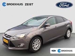 Ford Focus 1.6 150pk EcoBoost Titanium | 60.000 KM NAP | Volledig o.h. | Stoelverwarming | Navigatie incl bluetooth | Clima | Autom. inparkeren | Privacy-glass | Voorruitverwarming