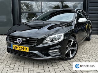 Volvo V60 2.0 190 PK T4 R-Design | TREKHAAK| SCHUIF-/KANTELDAK| LEDER| STOELVERWARMING| CAMERA + SENSOREN| KEYLESS ENTRY & START| DEALER ONDERHOUDEN|