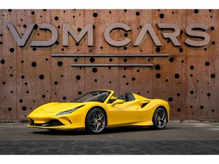 Ferrari F8 3.9 V8 HELE | Lift | Carbon | Racing Seats | Camera |