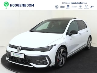 Volkswagen Golf 1.5 eHybrid GTE | SoH 95% | Panoramadak | Trekhaak | Leder pakket ‘Vienna’ | Head-up display | Black style | Stoelventilatie voor | Parkeerassistent |