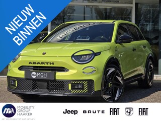 Fiat Abarth 600e Scorpionissima 54 kWh | Apple-Android | Sportstoelen | Parkeercamera