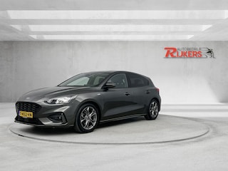 Ford Focus 1.0 EcoBoost ST Line Business handgeschakeld Apple Carpl,Camera A,Cruise Contr,Climate Contr,Navi,Winterpakket,Trekhaak
