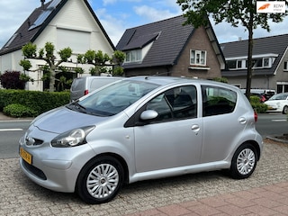Toyota Aygo 1.0-12V AIRCO-5 DEURS-APK 05-2027 !