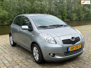 Toyota Yaris 1.0 VVTi Terra 1e eigenaar airco elektrische ramen cv op afs