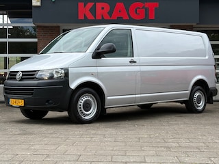 Volkswagen Transporter 2.0 TDI L2H1 140PK! |airco|cruise|trekhaak|zes versnellingen|handsfree|radio|drie zitplaatsen