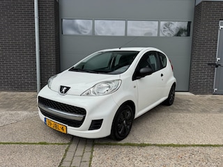 Peugeot 107 10-12V  XR