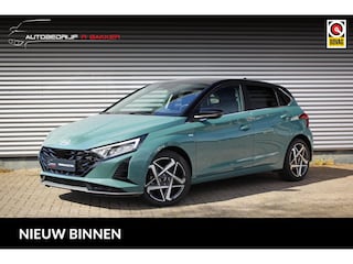 Hyundai i20 1.0 T-GDI Prime 48V MHEV // Top uitvoering | BOSE | Stoel- & stuurverwarming | Camera | Interieurverlichting | Two-tone