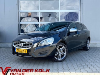 Volvo V60 2.0 D4 Momentum | Navigatie | Cruise | Half Leder | Climate | Cruise | Stoelverwarming | Trekhaak
