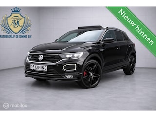 Volkswagen T-Roc - 1.5 TSI 3xR-Line PANO ACC Cam Virtual