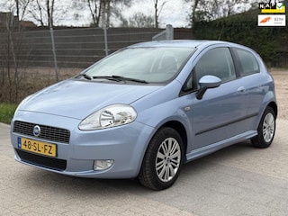 Fiat Punto Grande 1.4 Edizione Prima