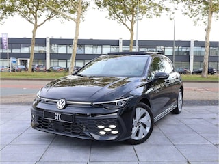 Volkswagen Golf GTE 1.5 eHybrid 272PK | Panodak | Leer | Stoel Ventilatie | Head-up | Keyless | Camera | Memory | IQ Light | Stoel&Stuurverwarming |