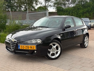 Alfa Romeo 147 2.0 T.Spark Business AIRCO CRUISE LEDER