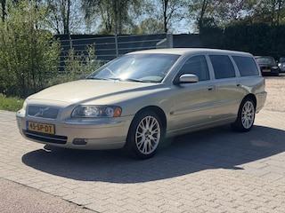Volvo V70 2.4 D5 Summum AUTOMAAT AIRCO CRUISE PSENSOR LEDER