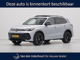 Volkswagen Tiguan 1.5 eHybrid 204pk R-Line Ed. | Trekhaak | Panorama | LED-Plus | Black Style