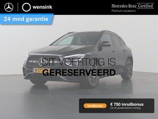 Mercedes-Benz GLA 180 Business Solution AMG | Night | Trekhaak | Panoramadak | Memory | Multibeam |