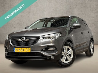 Opel Grandland X 1.2 Turbo Sport Automaat (APPLE CARPLAY, GROOT NAVI, CLIMATE, STUUR/STOELVERWARMING, SPORTSTOELEN, PARKEERSENSOREN, GETINT GLAS, CRUISE, NIEUWSTAAT)