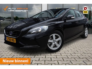 Volvo V40 1.6 T2 Summum | Trekhaak | PDC |