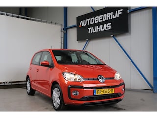 Volkswagen Up 1.0 TSI BMT high up! - N.A.P. Airco, Cruise, Stoelverwarming, Camera.