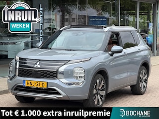 Mitsubishi Outlander 2.4 PHEV Instyle+ | Leder | Panoramadak | Yamaha Premium | Adaptieve Cruise Control | Massagestoelen | FABRIEKSGARANTIE TOT 05-2033!