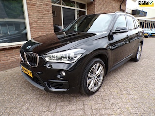 BMW X1 SDrive18i Executive Automaat / Navi