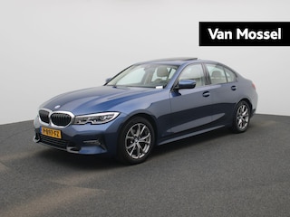 BMW 318i Business Edition | Automaat | Schuifdak | Trekhaak | Leder | DAB | Virtual cockpit | Apple carplay | Navigatie | Stuur verwarming | Climate Control | Parkeersensoren | Lichtmetalen Velgen |