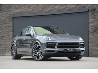 Porsche Cayenne 3.0 E-Hybrid | Luchtvering | Sport Chrono | 360 Camera | Adapt Sportstoelen | Leder | Carplay/Android