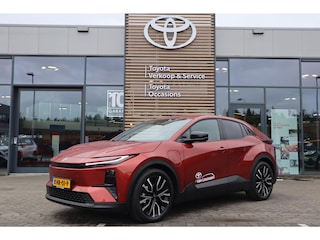 Toyota C-HR FIRST EDITION 77KWH 607KM-WLTP DEMO 20"LM-VELGEN EL-ACHTERKLEP PRIVACY-GLASS 1e EIGENAAR NL-AUTO