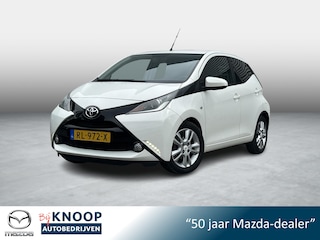 Toyota Aygo 1.0 VVT-i x-joy | Dealeronderhouden | Camera | Navi | LM-velgen |