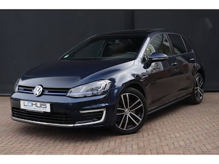 Volkswagen Golf 1.4 TSI GTE | CARPLAY | CAMERA | TREKHAAK |