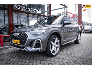 Audi Q5 55 TFSI Hybrid quattro Competition S-line | Panoramadak | Leder | LED | Stoelverwarming | Camera | Head up Display |