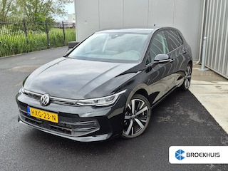 Volkswagen Golf 1.5 eHybrid Life Edition | Glazen panorama-dak | Achteruitrijcamera | Cruise control adaptief | Apple carplay Android auto | Parkeer assistent | DAB | Keyless entry/start | 18"LMV