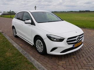 Mercedes-Benz B-klasse 200d AUT AC CAMERA 2022 ** EX POLICE MARGE CAR **