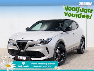 Alfa Romeo Junior Elettrica Speciale 54 kWh | Techno Pack | Warmtepomp | 18"