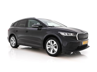 Skoda Enyaq iV 60 [ 3-Fase-11kW ] {SOH-88%} (INCL-BTW) *LEATHER-FABRIC | FULL-LED | DIGI-COCKPIT | CAMERA | KEYLESS | NAVI-FULLMAP | AMBIENTLIGHT | ECC | HEATED-COMFORTSEATS | PRIVACY-GLASS | DAB+ | PDC | CRUISE | 19"ALU*