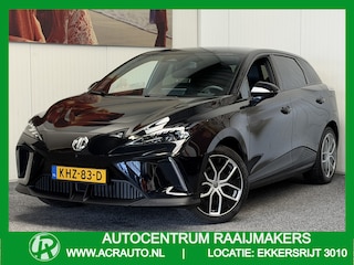 MG 4 ELECTRIC LUXURY LONG RANGE 204 PK 64 KWH FABRIEKGARANTIE TOT 2031 !!! NAVIGATIE ADAPTIVE CRUISE CONTROL APPLE CARPLAY/ANDROID 360 CAMERA STOEL EN STUURVERWARMING DODEHOEKSENSOREN RIJSTROOKSENSOREN KEYLESS GO ZEER MOOI !!