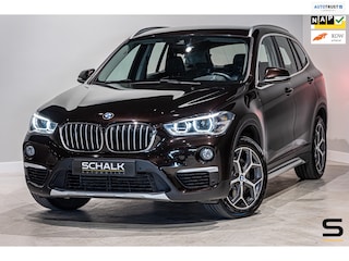 BMW X1 XDrive20i High Executive|NAP|1eig|Trekhaak|Leder|HUD