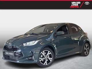 Toyota Yaris 1.5 Hybrid 115 Dynamic PDC BSM Navi Cruise