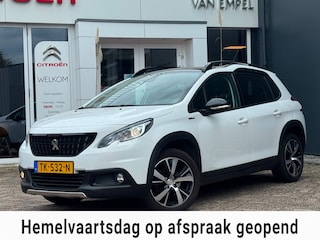 Peugeot 2008 1.2 PureTech GT-line | Trekhaak | Pano | All-Season banden | Camera | Stoelverwarming | Navigatie | Climate control