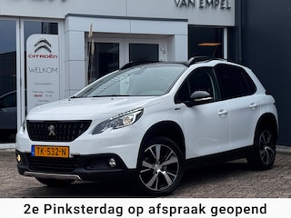 Peugeot 2008 1.2 PureTech GT-line | Trekhaak | Pano | All-Season banden | Camera | Stoelverwarming | Navigatie | Climate control