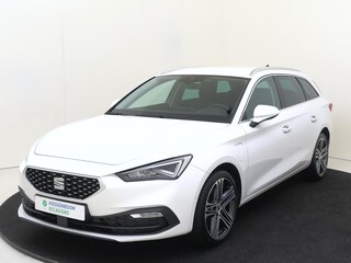 Seat Leon Sportstourer 1.4 TSI eHybrid PHEV Xcellence | SoH 96% | Stoel- en stuurwielverwarming | Keyless | Navigatie | Parkeerassistent | 3-zone airco | Adaptieve cruise control | CarPlay |