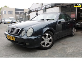 Mercedes-Benz CLK Coupé 320 Elegance Automaat | Airco | Cruise control | Parkeer sensoren | Stoelverwarming | Pano |