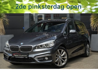 BMW 2-serie Tourer 218i Luxury High Executive 7p. 136pk Panoramadak/Camera/ 7 Persoons
