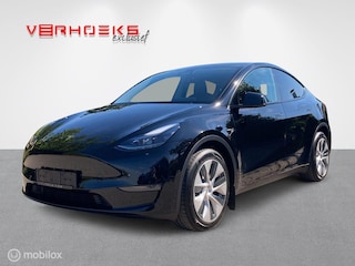 Tesla Model Y Long Range Dual Motor + Trekhaak!! BTW!!