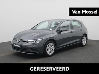 Volkswagen Golf 1.0 eTSI Life Business | 110PK | Automaat | Appel Carplay / Android Auto | Trekhaak | Cruise Control | Stoelverwarming |