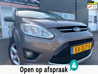 Ford C-MAX 1.6 EcoBoost Titanium van 2de Eig met parkeersensoren en trekhaak en navigatie en bluetooth telefoon / media en airco