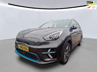 Kia Niro E-Niro DynamicLine 64 kWh TREKHAAK/APPLE CARPLAY/STOELVERWARMING/WARMTEPOMP