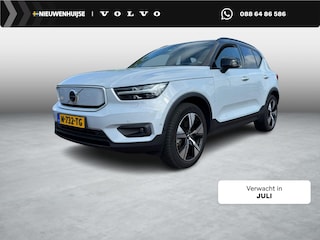 Volvo XC40 Recharge Pro | Trekhaak | Warmtepomp | 360 Graden Camera | Parkeersensoren | Panoramadak | Elektrische Achterklep | Keyless Entry | Navigatie | Apple Carplay | Android Auto | Elektrisch Verstelbare Voorstoelen | Stoelverwarming